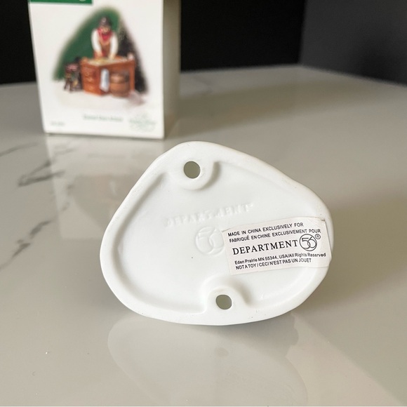 "Stained Glass Artisan" Dickens Snow Village by Dept. 56 - Picture 6 of 9